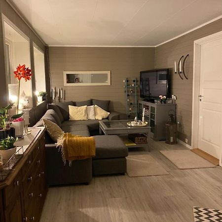 Lyngen, Mackay Appartment, Lyngen Lyngseidet Екстериор снимка